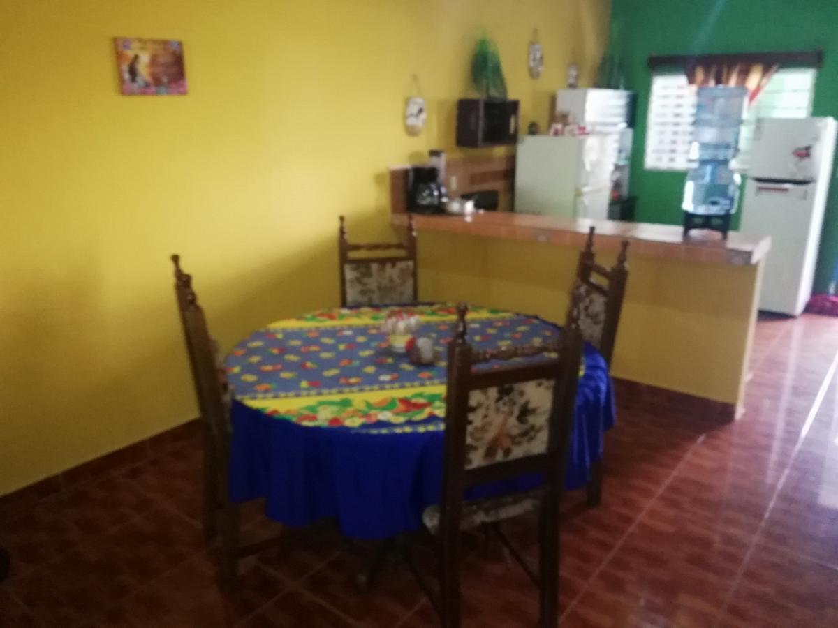 Casa Maya Itza Flores Buitenkant foto